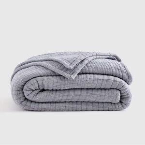 NWOT QUINCE Organic Cotton Channel Stitch Coverlet King/Cal King Blue 5192